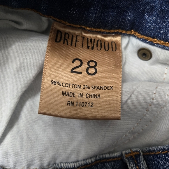Driftwood Kelly Jeans - Picture 6 of 7